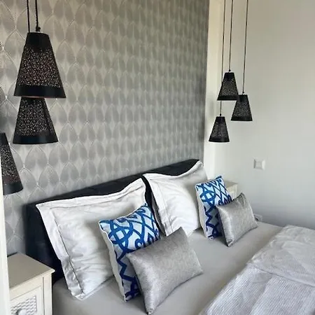 Azur - Panoramic Escape