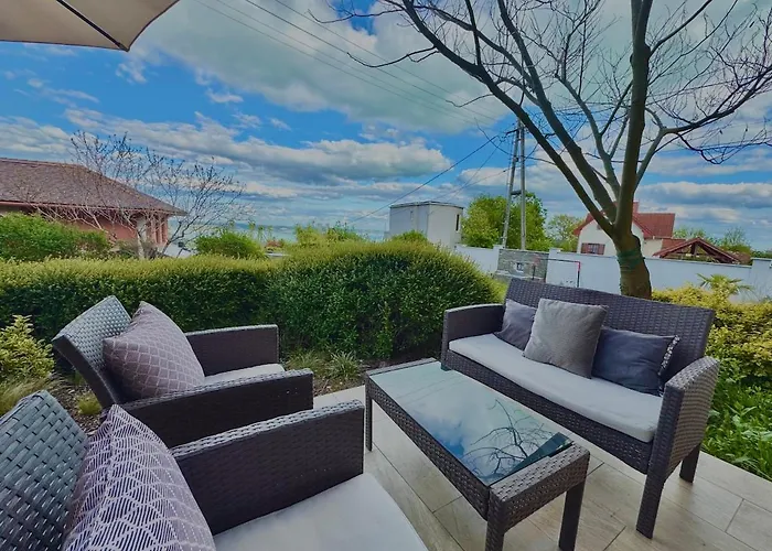 Villa Azur - Panoramic Escape Balatonalmadi