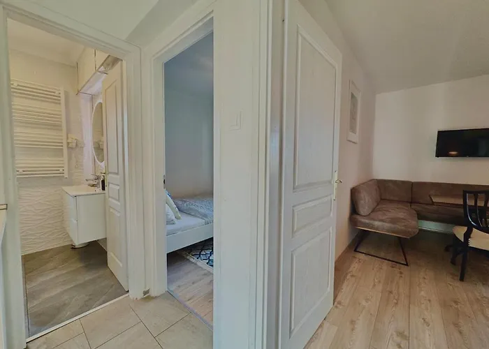 Azur - Panoramic Escape Villa